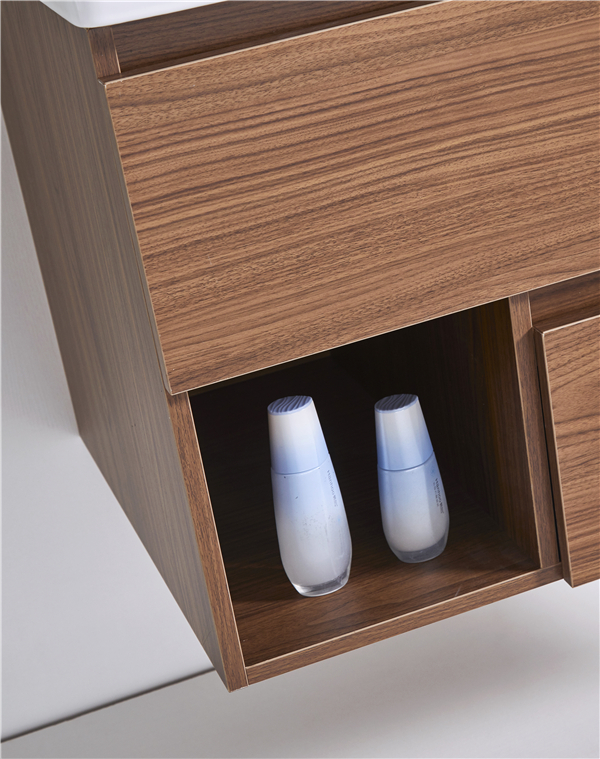 Шкаф для ванной комнаты из ПВХ GGM13